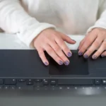 how do you take a screenshot on a chromebook